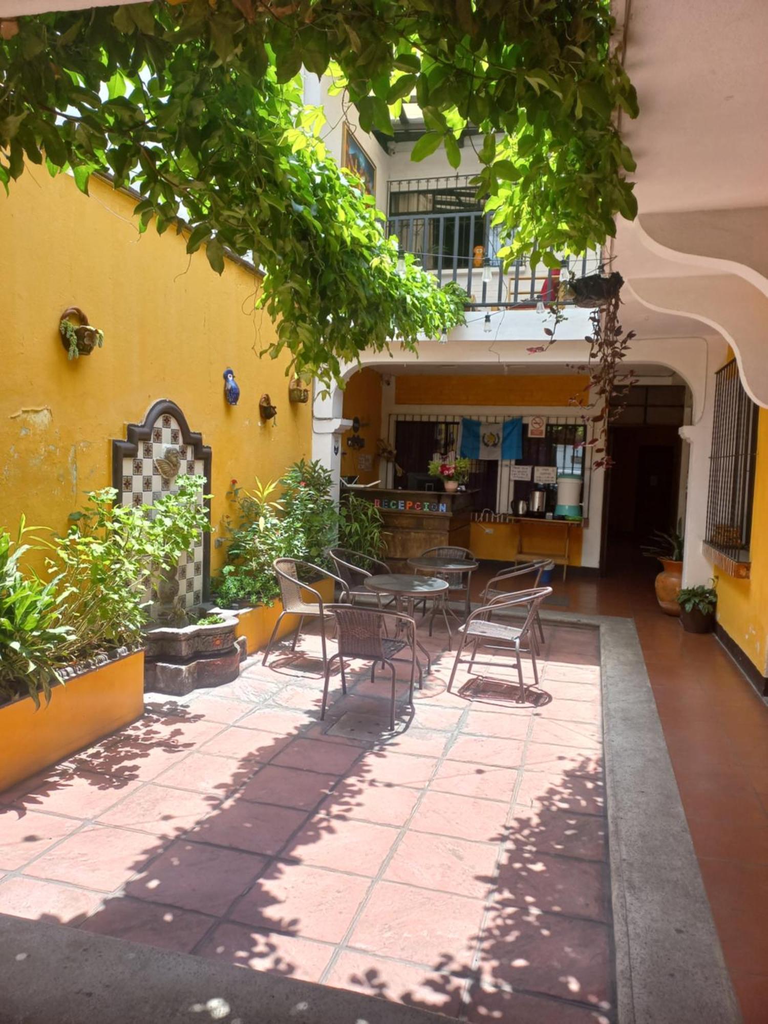 Hospedaje El Viajero Antigua Ll Bagian luar foto